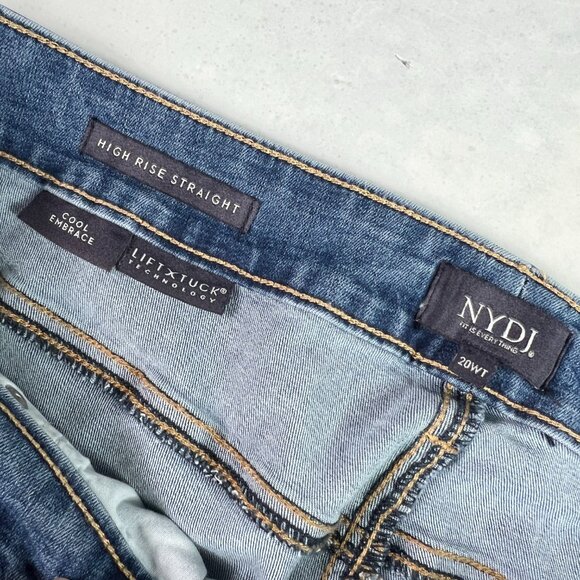 Not Your Daughters Jean Women Plus 41x27* High Rise Straight Blue Denim Tag 20WT - Picture 7 of 16